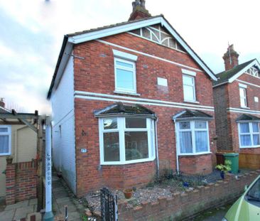 2 bedroom semi-detached house to rent - Photo 2