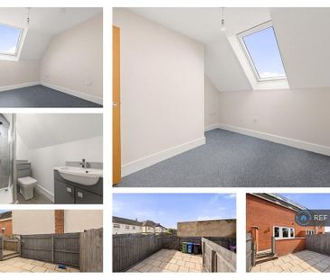 3 bedroom terraced house to rent - Photo 6