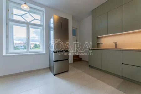 Pronájem, byt 3+1, 112 m - Photo 2