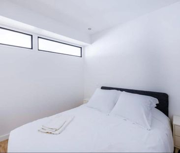 Location Appartement 1 pièce Meublé 41m² LA ROCHELLE 17000 - Photo 4