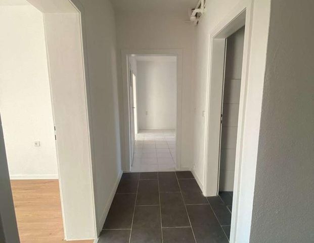 Hermannstraße 42 - schöne 2 ZKB Wohnung im 3. OG - Photo 1