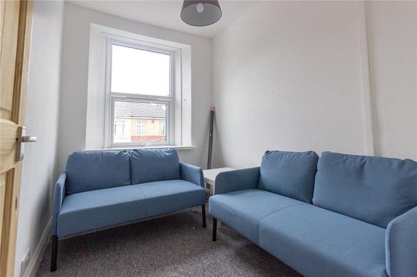 4 bedroom terraced house to rent - Photo 1