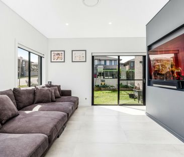 Stunning Family Home - Great Location! - Photo 6