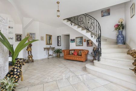 Location maison, Crespières, 10 pièces, 349.57 m², ref 85152185 - Photo 3