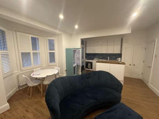 Park Road, Barnet, EN5 - Photo 1