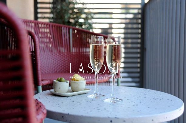 2 room luxury Apartment for rent in Barcelona, Catalonia - Photo 1