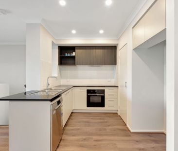 Modern, Brand New Living - Photo 5