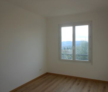Location Appartement 3 pièces 78m² GRASSE 06130 - Photo 2