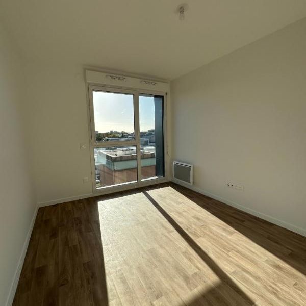 Location Appartement 1 pièce 20m² MERIGNAC 33700 - Photo 1