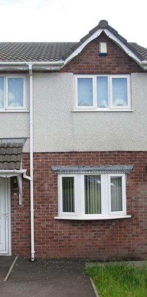 ***WHP Apply on line** 3 bed House Park Street, Skewen Minimum household income £23,000 per annum from a salary (not including benefits) - Photo 2