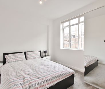 Latymer Court, Hammersmith Road, Hammersmith, London, W6 - Photo 5