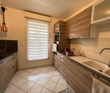 Location Appartement 3 pièces 77m² - Photo 4