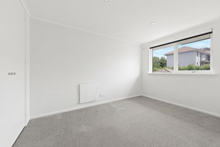 4/46 Richardson Street, Essendon VIC 3040 - Photo 5