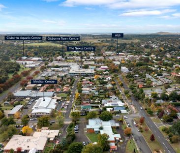 Prime Location - Photo 6