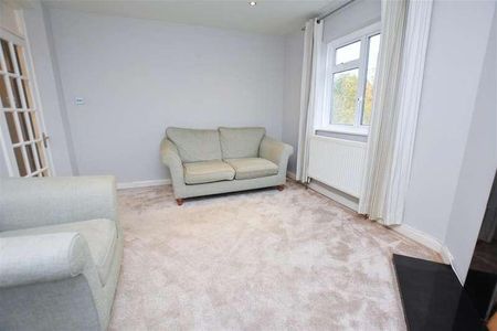 Baltic Close, Central Colliers Wood, SW19 - Photo 3