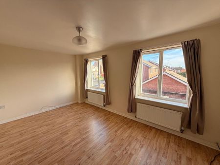 4 bedroom townhouse to rent - Photo 4