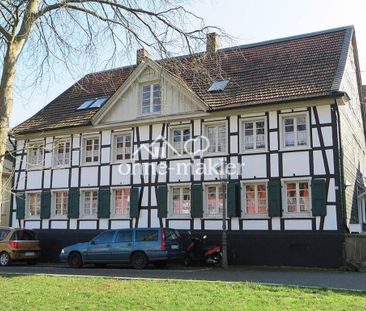 Charmante Dachgeschosswohnung im historischen Fachwerkhaus in Hagen... - Foto 1
