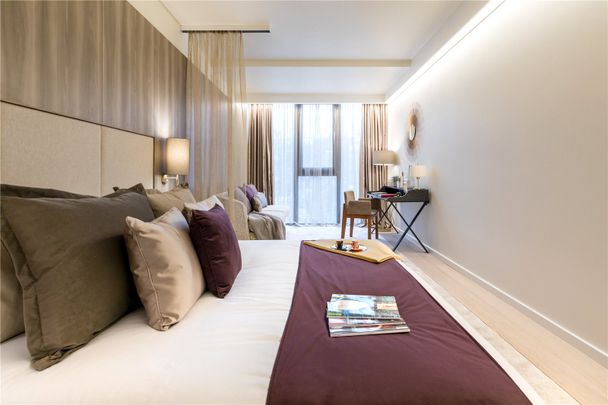 The Quarters, Swiss Cottage - Photo 1