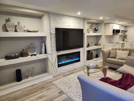 For Lease - 2364 Equestrian Crescent Unit# Basement, Oshawa, Ontario - Photo 3