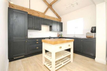 Lodge Farm, Old London Road, Woodham Walter, CM9 - Photo 3