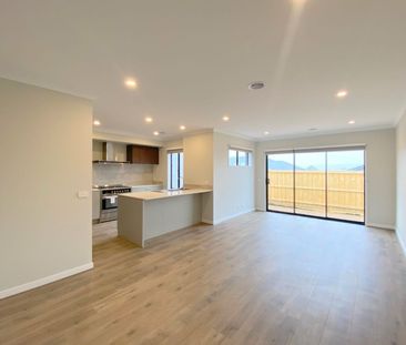 Modern Living at 6 Pinfold Road, Wollert - Photo 6