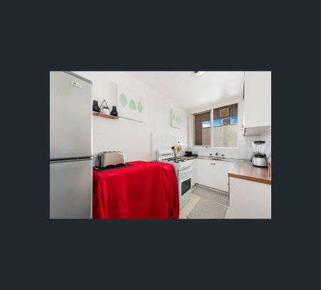 3/17 Howitt Street, South Yarra, Vic 3141 - Photo 2