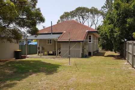 Cosy 2-Bedroom Home in Quiet, Convenient Location - Photo 5