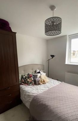 2 Bed Flat, Gap Road, SW19 - Photo 1