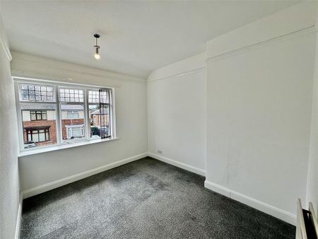 2 bedroom semi-detached house to rent - Photo 3