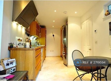 1 bedroom detached house to rent - Photo 4