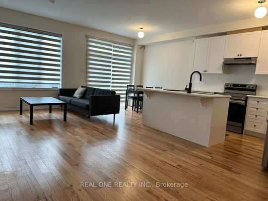 For Lease - 16 Hewison Avenue, Richmond Hill, Ontario - Photo 1