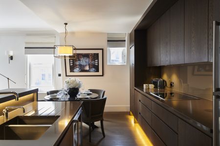 Duke Street, Mayfair, W1K 5NX, London - Photo 2