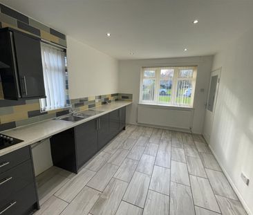 Rievaulx Avenue, Billingham - Photo 6