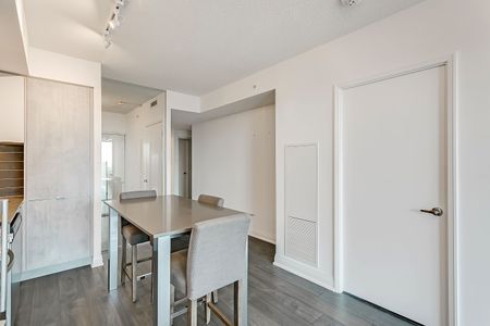 For Lease - 26 Gibbs Road Unit# 832, Toronto, Ontario - Photo 3