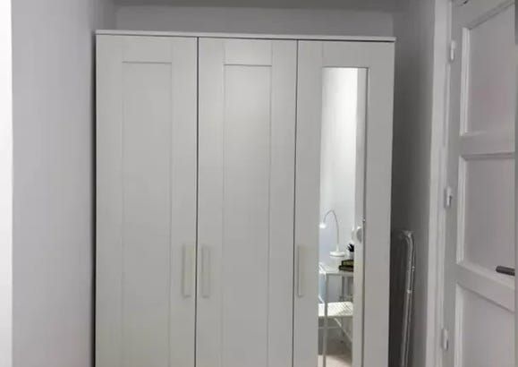 Calle de Cavanilles, Madrid, Community of Madrid 28007