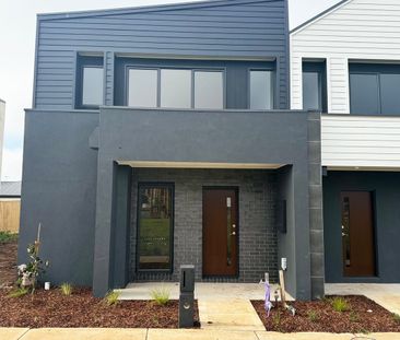 Modern Family Living in Prime Wyndham Vale Location - Photo 4