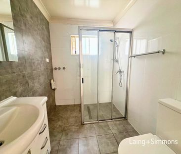 Neat two-bedroom granny flat with storage - Photo 5