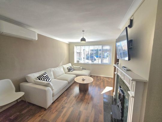 2 bedroom property to rent - Photo 1