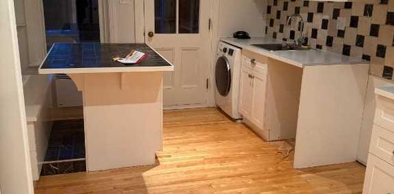 5 ET DEMI LIBRE IMMÉDIATEMMENT - Photo 2