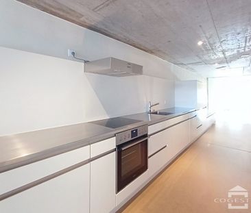 Appartement traversant avec terrasse, centre ville! - Photo 4