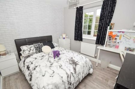 4 bedroom house to rent - Photo 4