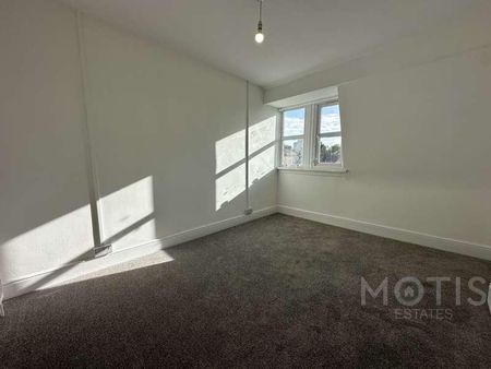 Cheriton Road, Folkestone, CT20 - Photo 2
