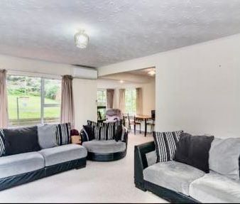 Charming Tawa 3BR Home w/ Garden! - Photo 6