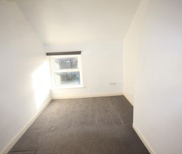 1 bedroom Flat To Let Total Size: 559 SQ FT - Photo 4