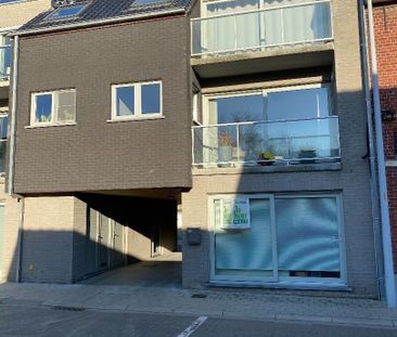 Gelijkvloers appartement met 1 slaapkamer en ruime garage te Staden - Photo 1