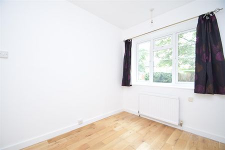 2 bedroom apartment - Photo 3