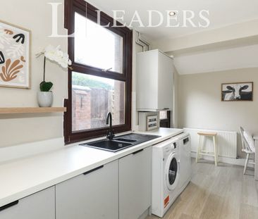 1 bedroom room to rent Room 3 Ford Lane - Photo 2