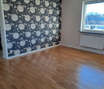 Hökgatan, Eskilstuna - Photo 2