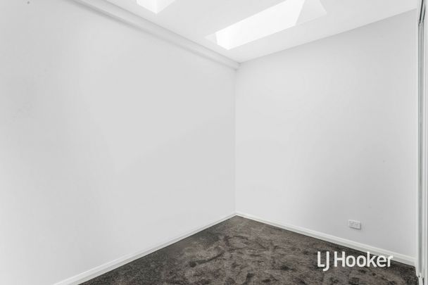 Stunning Granny Flat - Great Location! - Photo 1