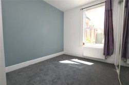 1 Bed Property To Rent - Photo 3